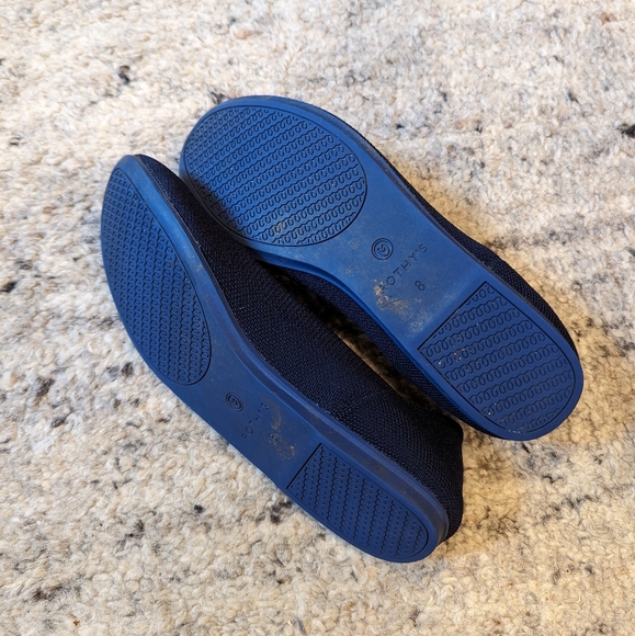 Navy Round Toe Rothy's - Picture 2 of 3